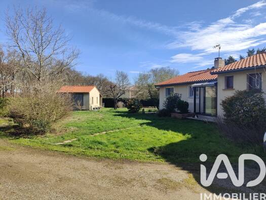 Maison à vendre 359 000 € 7 pièces 5 chambres 163,9 m² 2 861 m² de terrain Beaumont-sur-Lèze 31870