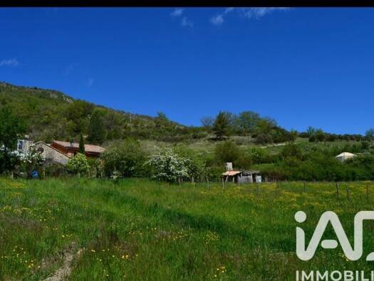 Terrain constructible à vendre 97 000 € 800 m² de terrain La Roche-sur-le-Buis 26170