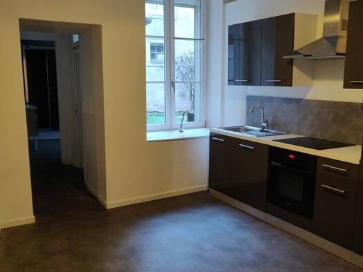 Appartement à vendre 142 000 € 3 pièces 1 chambre 88 m² RDC/1 Rive Droite Épinal 88000