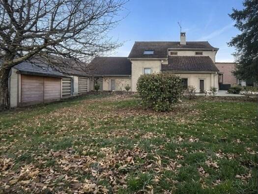 Maison à vendre 399 000 € 8 pièces 4 chambres 278 m² 2 012 m² de terrain Trenal 39570
