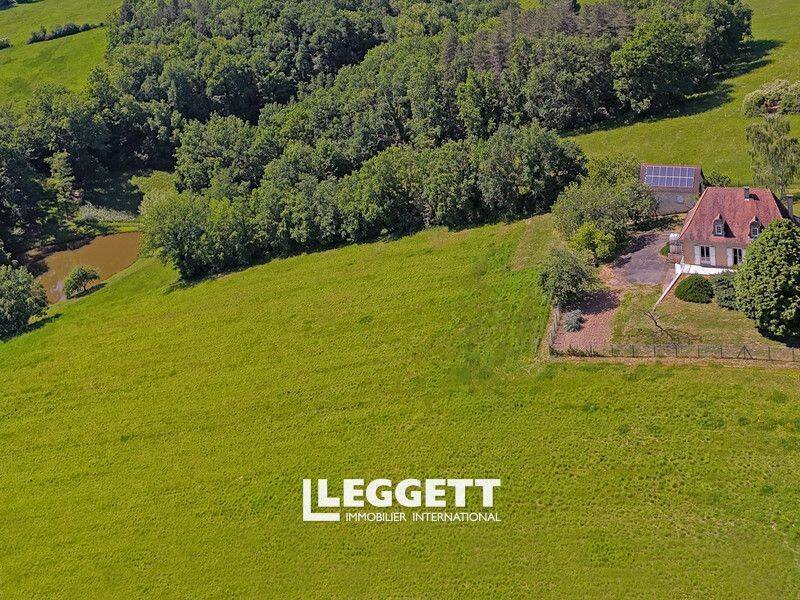 Maison 7 pièces 130 m² · à Beauregard-de-Terrasson · 130 m² · 349 800 €