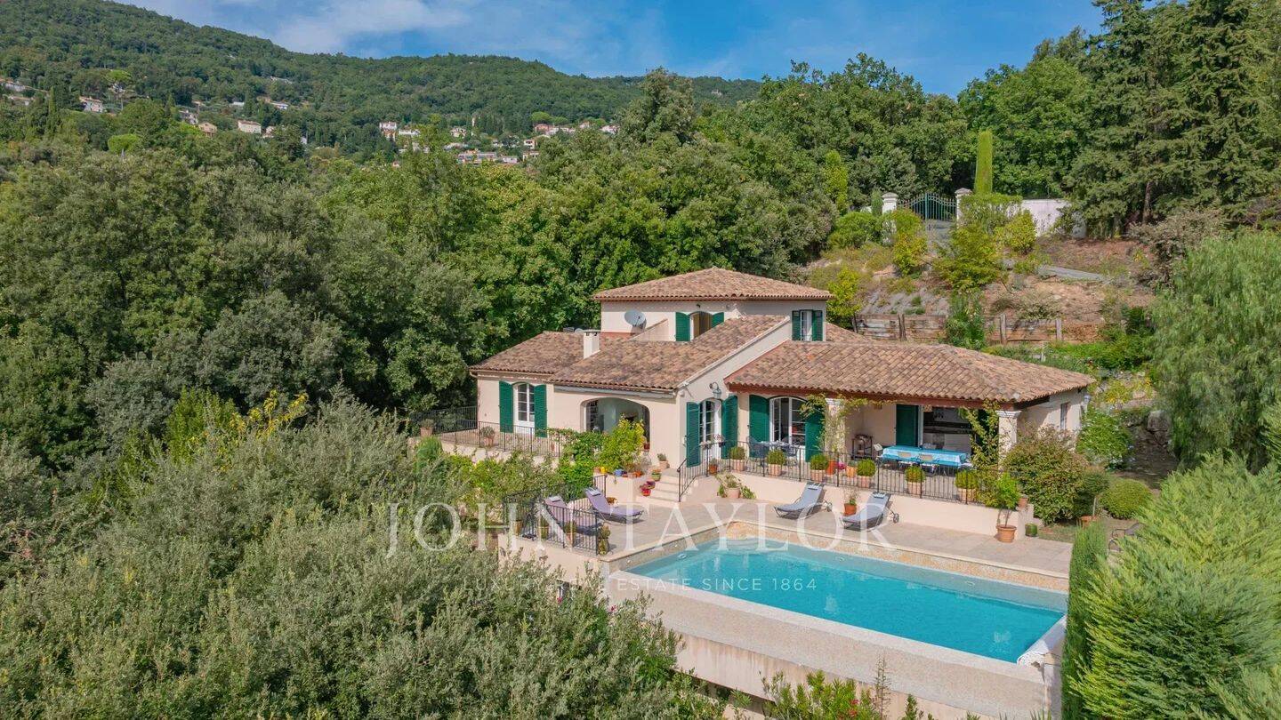 Maison 6 pièces 250 m² · à Grasse · 250 m² · 1 490 000 €