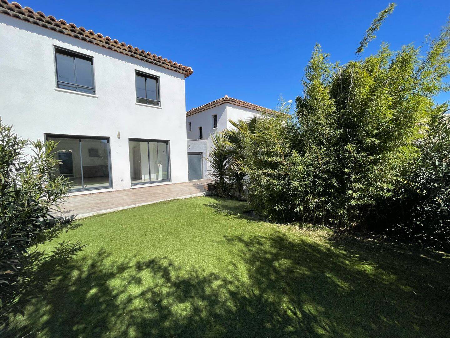 Maison 4 pièces 90 m² · à Marseille 12ème Arrondissement · 90 m² · 2 103 €/mois