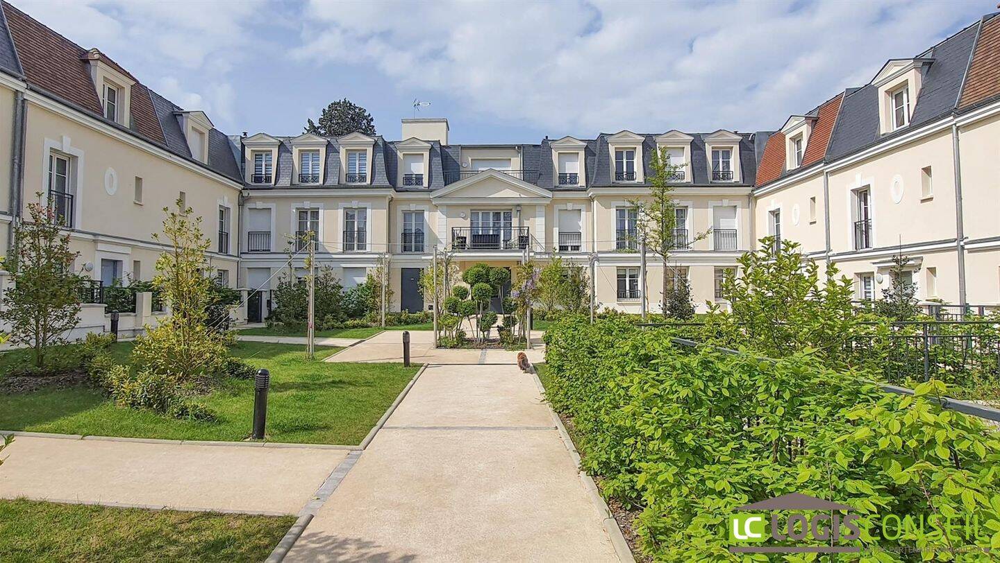 Appartement 2 pièces 42 m² · à Châtenay-Malabry · 42 m² · 1 200 €/mois