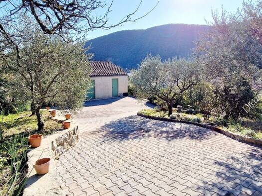 Maison à vendre 254 000 € 4 pièces 3 chambres 126,4 m² 2 347 m² de terrain Alès 30100