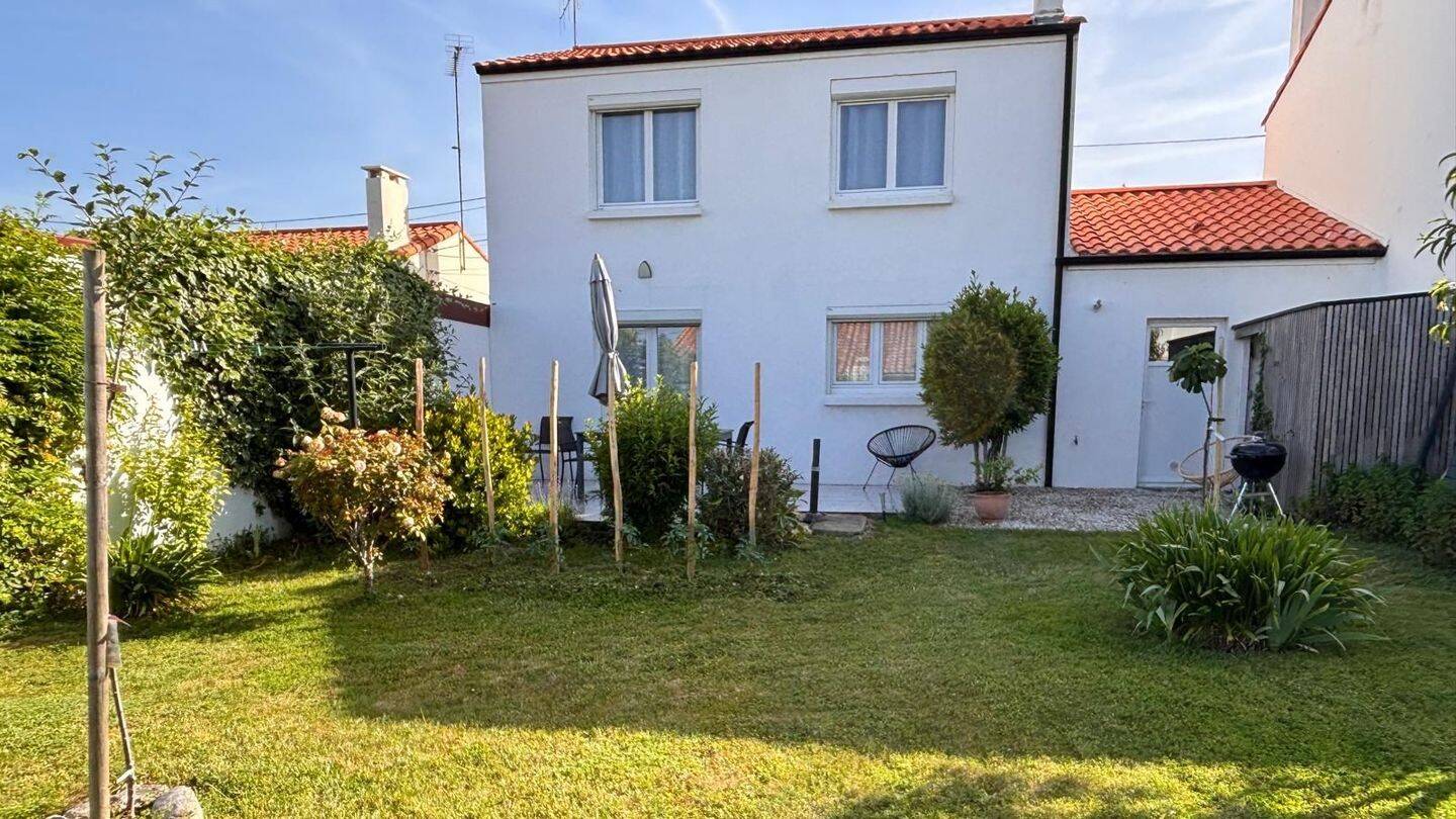 Maison 4 pièces 91 m² · à Les Sables-d'Olonne · 91 m² · 355 000 €
