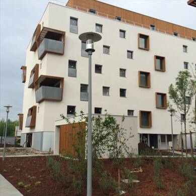 Appartement à louer 665 € 2 pièces 1 chambre 42,2 m² Étage 2/6 Begles 33130