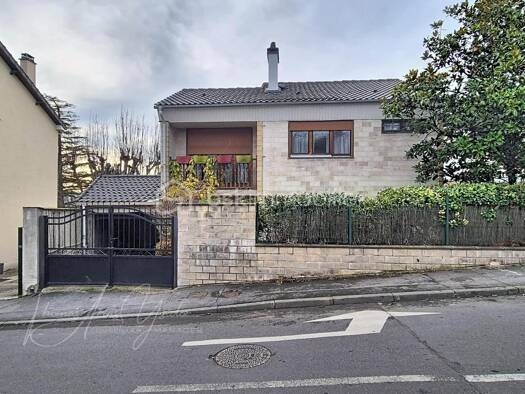 Maison de ville à vendre 340 000 € 4 pièces 3 chambres 100 m² 300 m² de terrain Bois de l'Étoile Gagny 93220