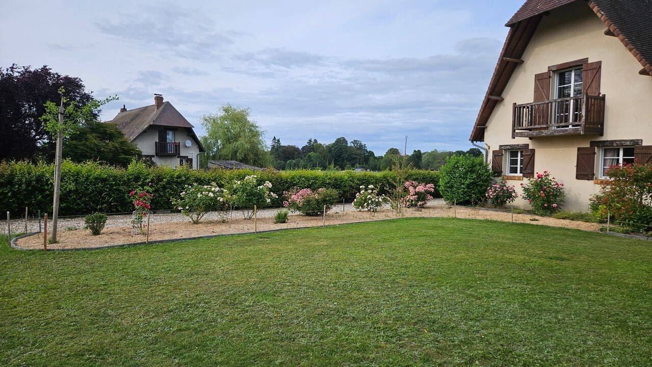 Appartement 1 pièce 17 m² · à La Saussaye · 17 m² · 400 €/mois
