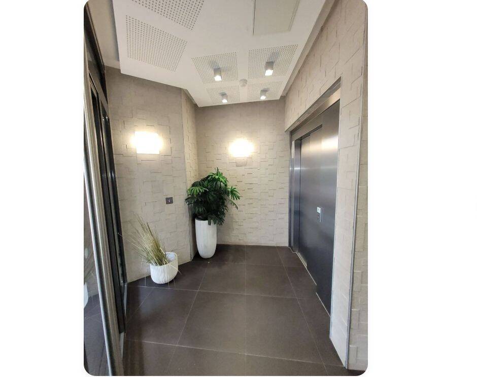 Appartement 1 pièce 37 m² · à Suresnes · 37 m² · 970 €/mois