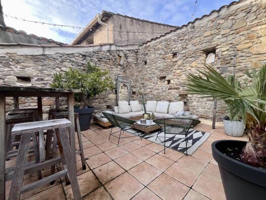 Maison à vendre 265 000 € 4 pièces 2 chambres 140 m² Laudun-l'Ardoise 30290