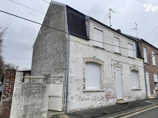Maison à vendre 79 800 € 7 pièces 4 chambres 233 m² de terrain Inchy 59540