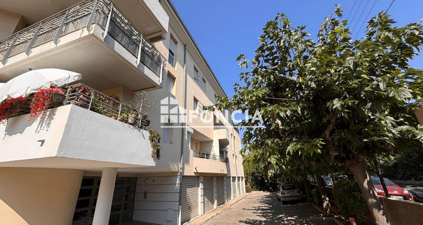 Appartement 2 pièces 54 m² · à Marseille 8ème Arrondissement · 54 m² · 230 000 €