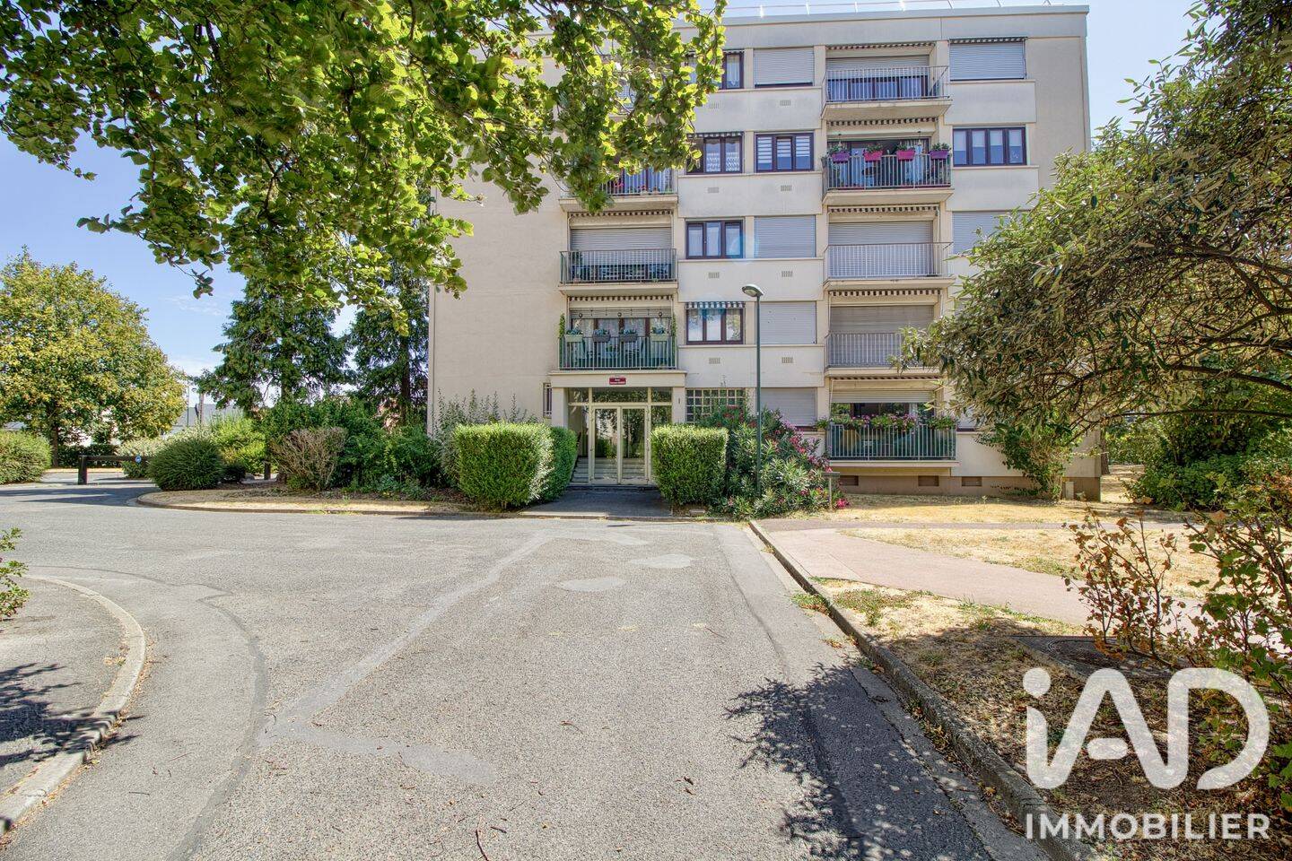 Appartement 1 pièce 13 m² · à Chennevières-sur-Marne · 13 m² · 75 000 €