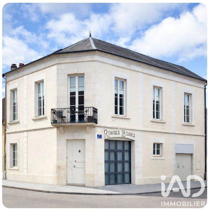 Maison 7 pièces 230 m² · à Coulanges-la-Vineuse · 230 m² · 249 000 €