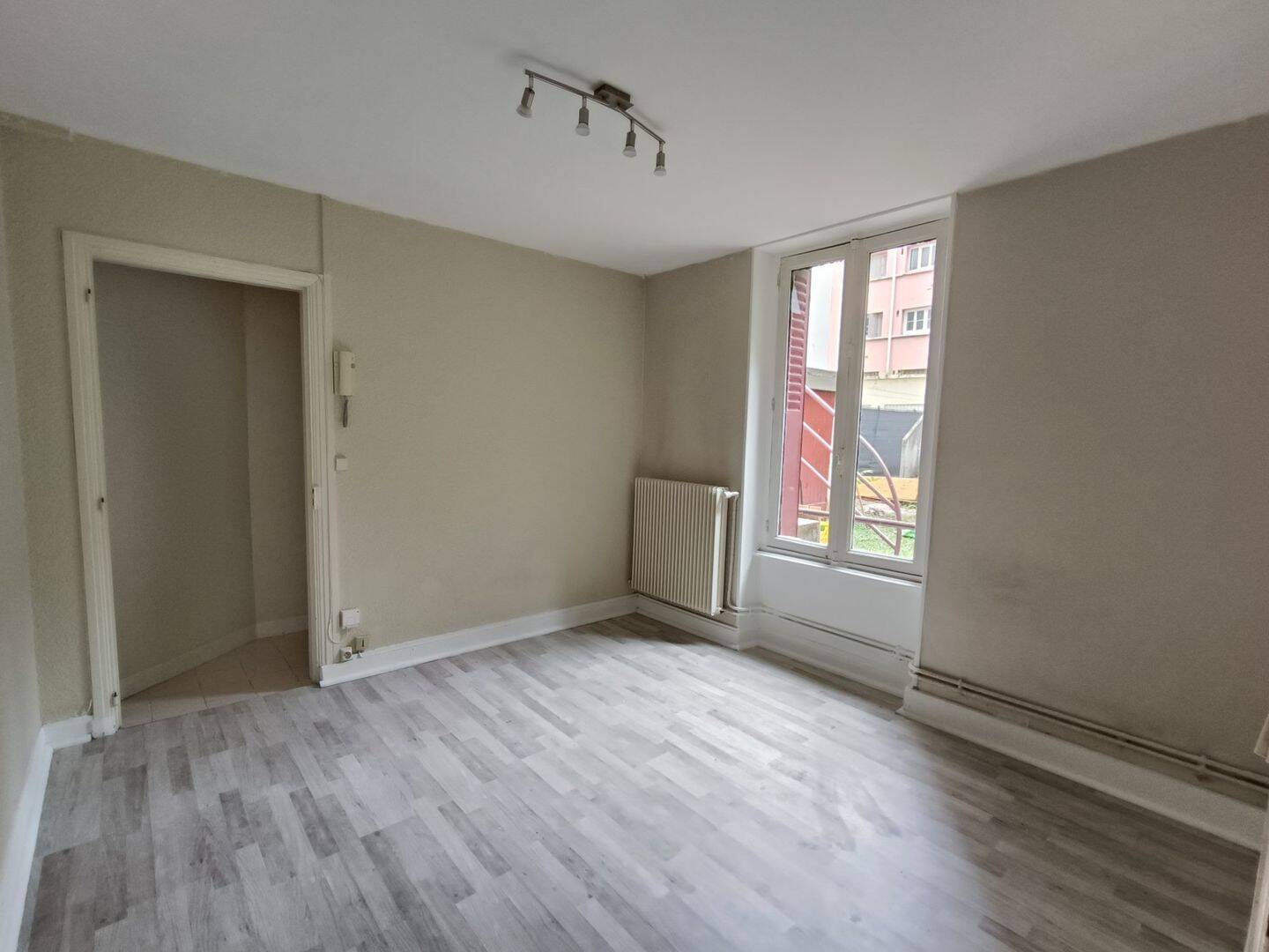 Appartement 1 pièce 30 m² · à Clermont-Ferrand · 30,3 m² · 430 €/mois