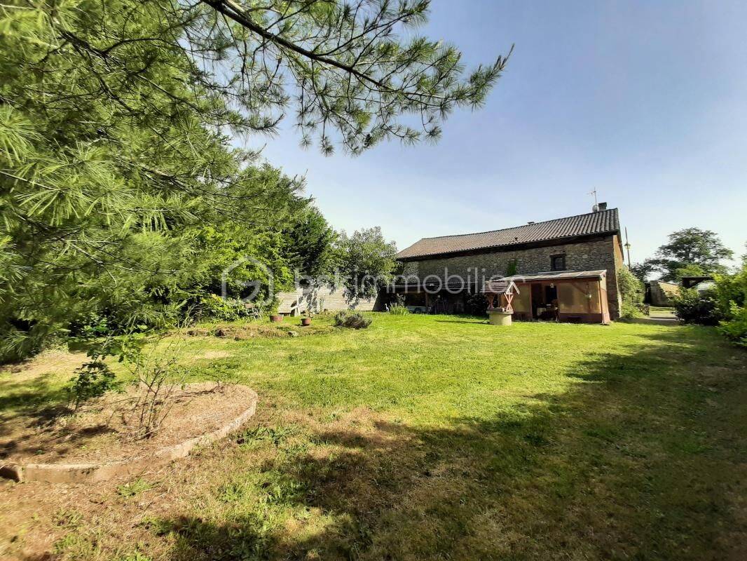 Maison 4 pièces 104 m² · à Saint-Cyr · 104 m² · 116 400 €