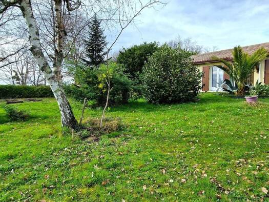 Maison à vendre 184 000 € 4 pièces 3 chambres 97 m² 1 800 m² de terrain Vélines 24230
