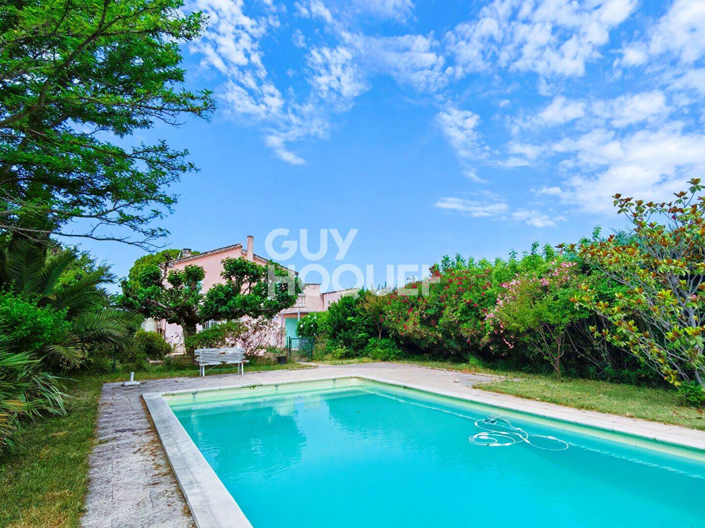 Maison 5 pièces 220 m² · à Aubignan · 220 m² · 292 000 €