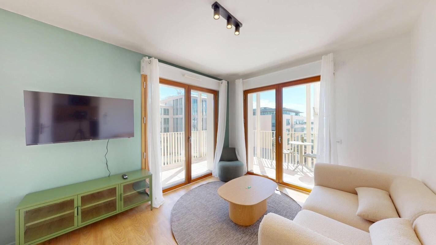 Appartement 1 pièce 81 m² · à Saint-Ouen-sur-Seine · 81 m² · 880 €/mois