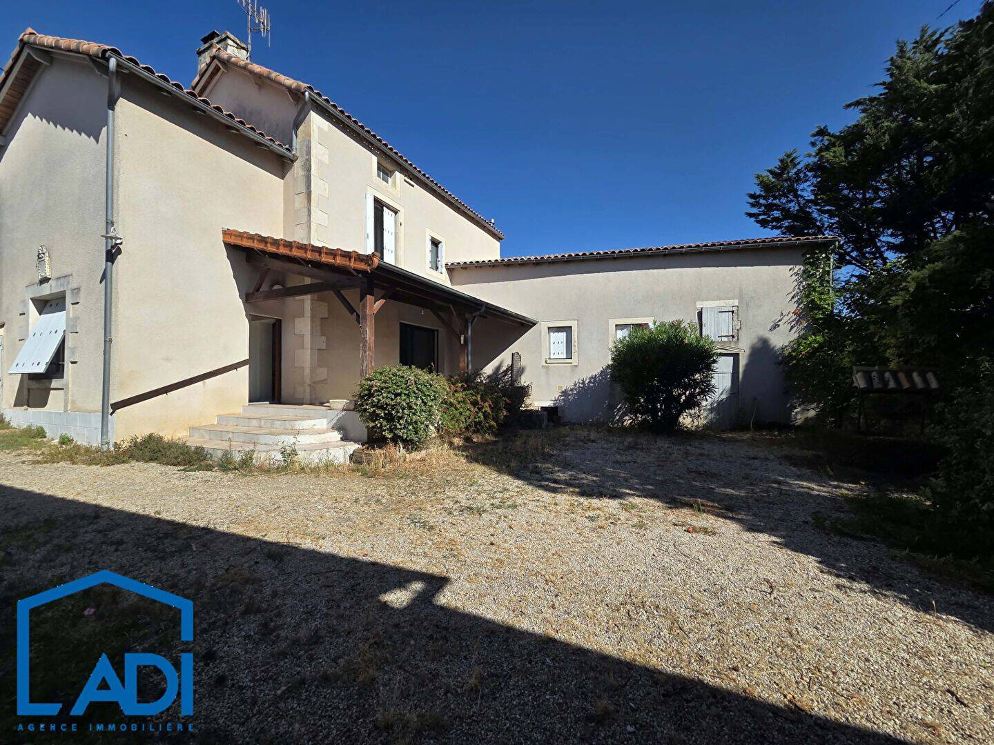Maison 6 pièces 128 m² · à Saint-Maixent-l'École · 128 m² · 228 790 €