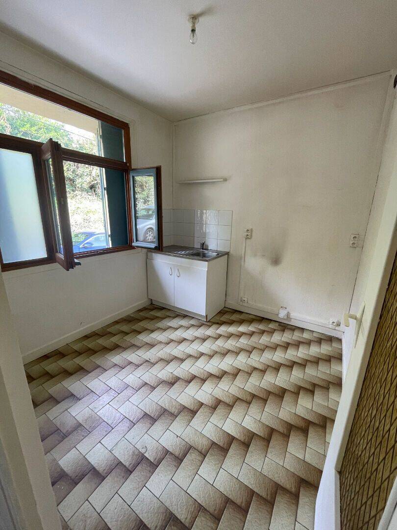 Appartement 2 pièces 52 m² · à Saint-Étienne · 52 m² · 559 €/mois