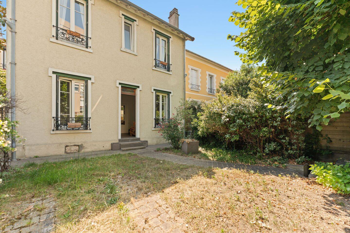 Maison 5 pièces 74 m² · à Nanterre · 74 m² · 470 000 €