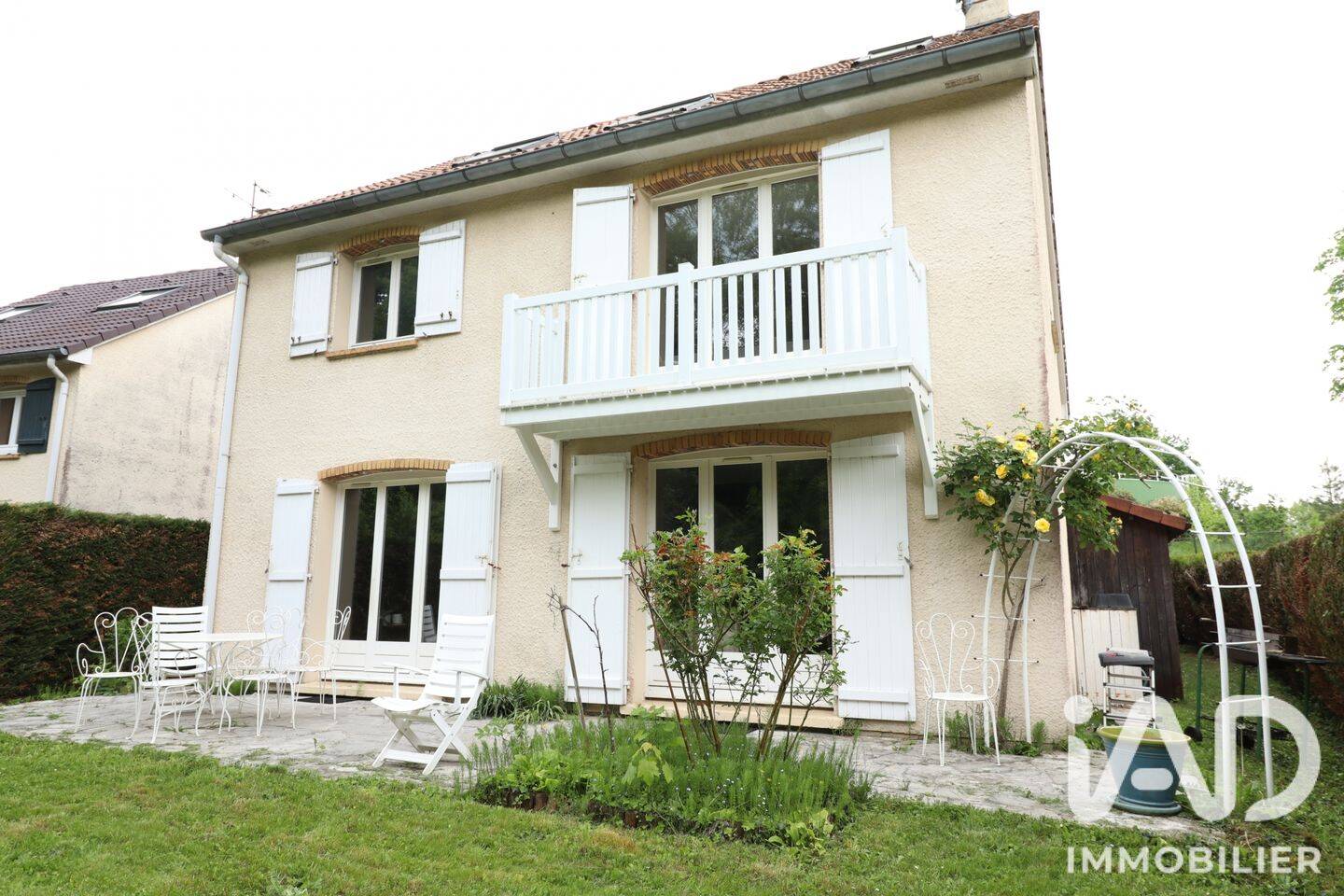 Maison 7 pièces 145 m² · à Saint-Germain-en-Laye · 145 m² · 720 000 €