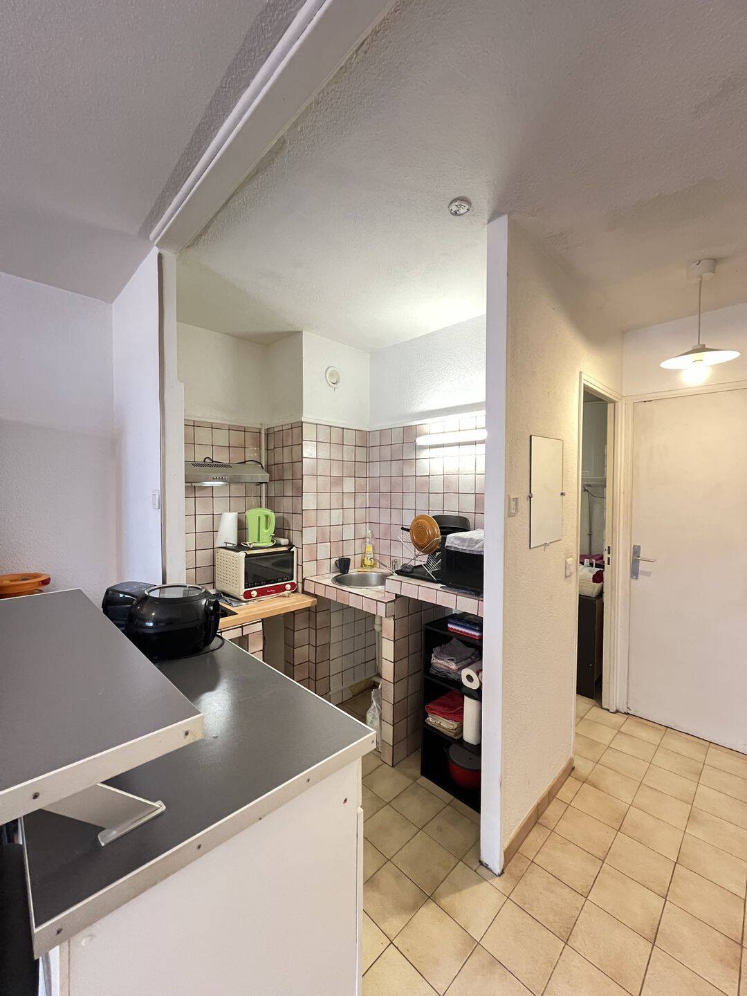 Appartement 1 pièce 27 m² · à Marseille 10ème Arrondissement · 27 m² · 79 000 €