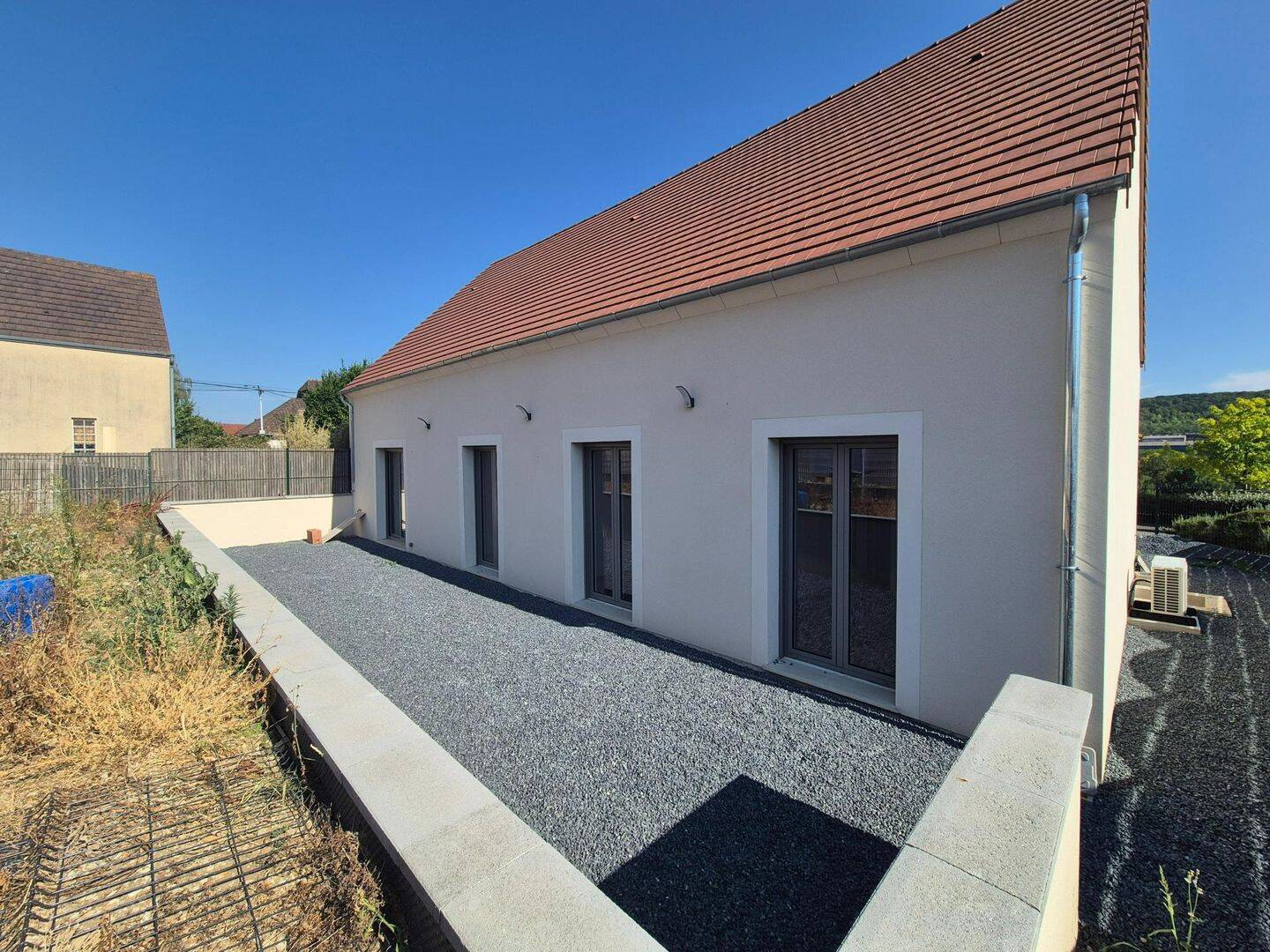 Maison 6 pièces 118 m² · à Bennecourt · 118 m² · 330 000 €