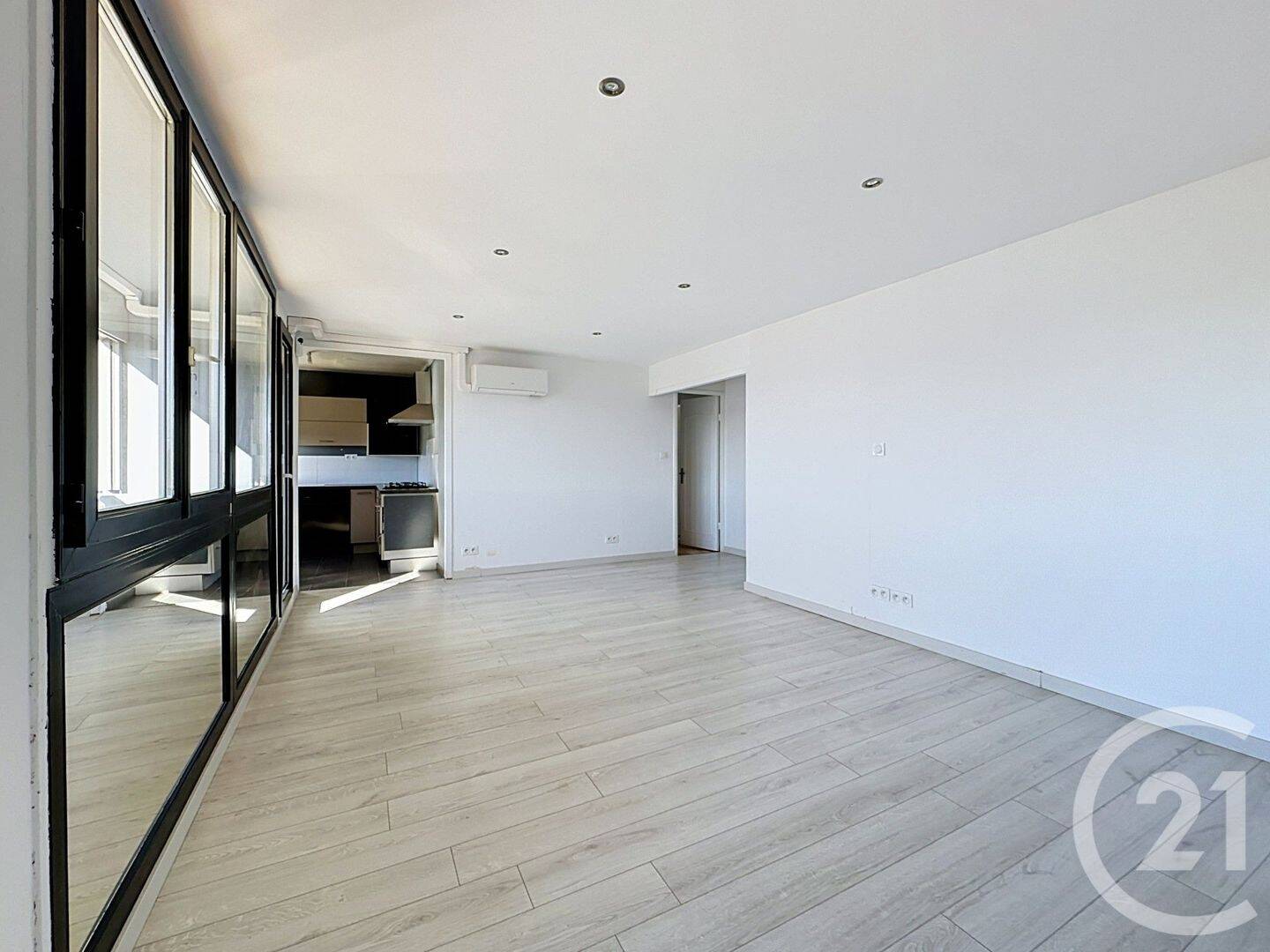Appartement 3 pièces 64 m² · à Vénissieux · 64,1 m² · 1 050 €/mois