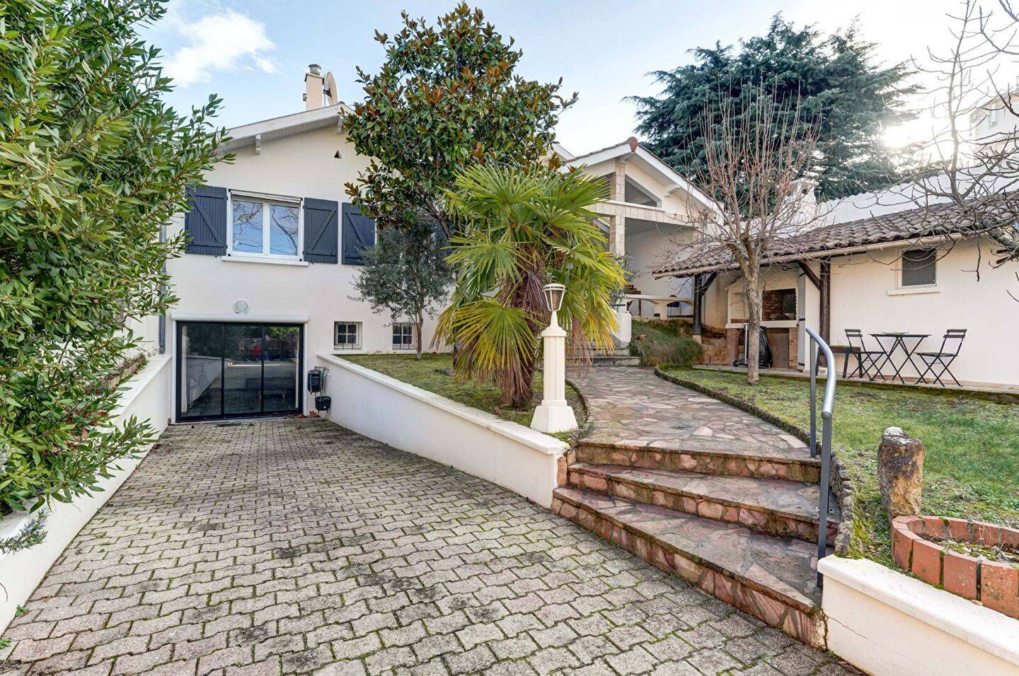 Maison 4 pièces 115 m² · à Décines-Charpieu · 115 m² · 410 000 €