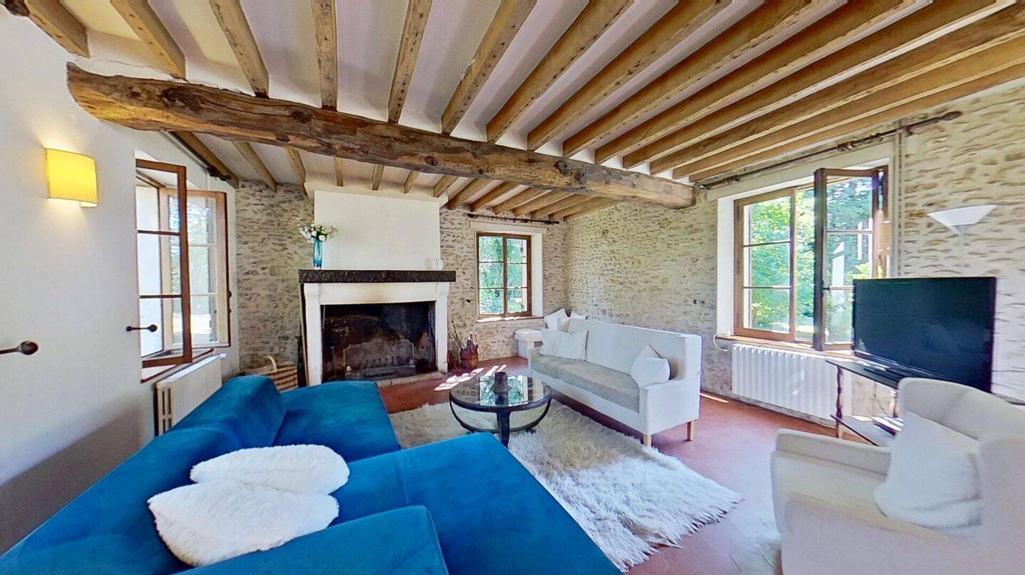Maison 6 pièces 300 m² · à Adainville · 300 m² · 2 700 €