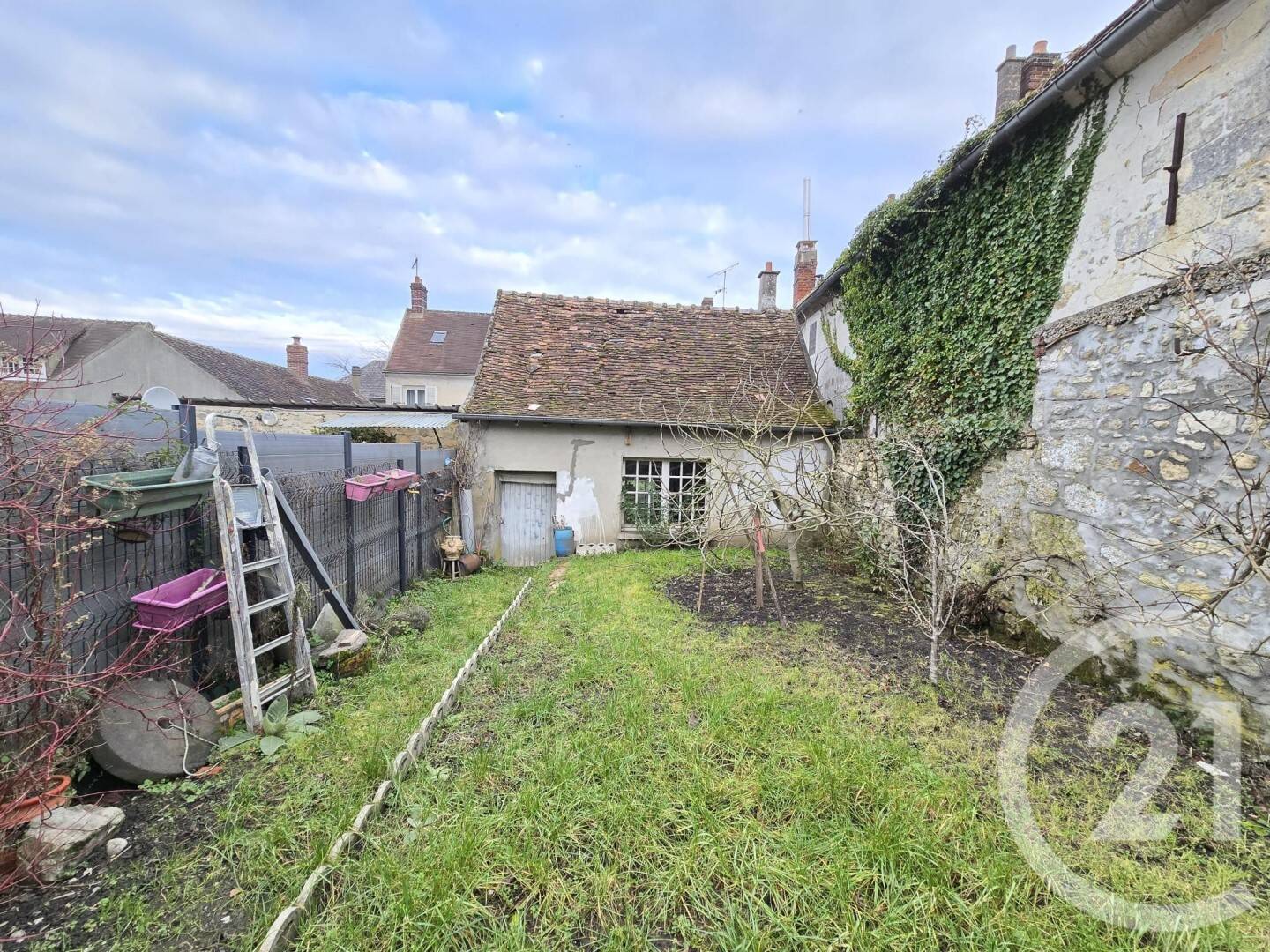 Maison 4 pièces 98 m² · à Hénonville · 98 m² · 253 000 €