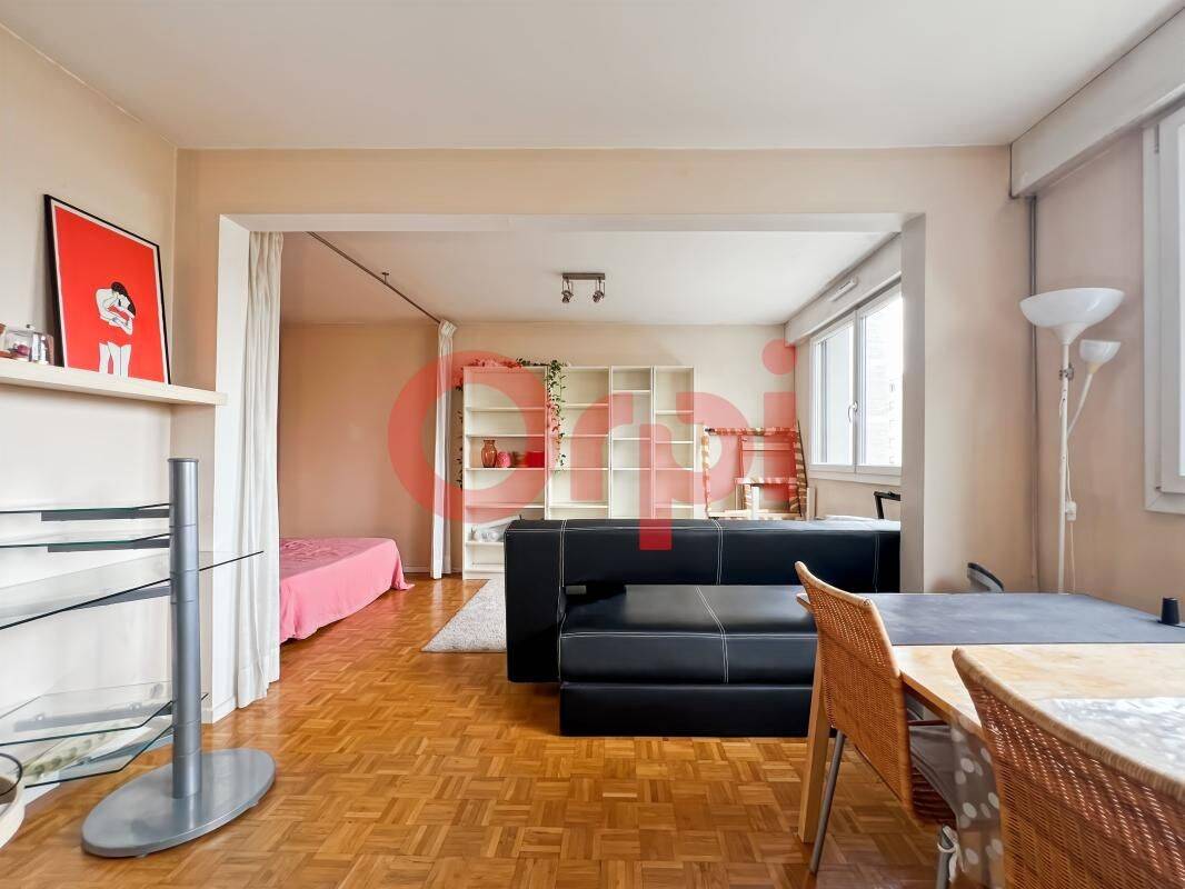 Appartement 1 pièce 46 m² · à Lyon 8ème Arrondissement · 46,1 m² · 828 €/mois