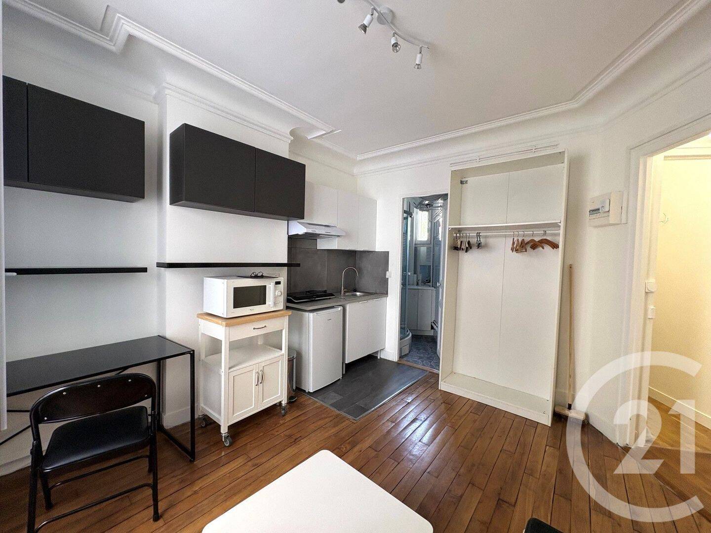 Appartement 1 pièce 20 m² · à Paris 16ème Arrondissement · 19,6 m² · 1 050 €