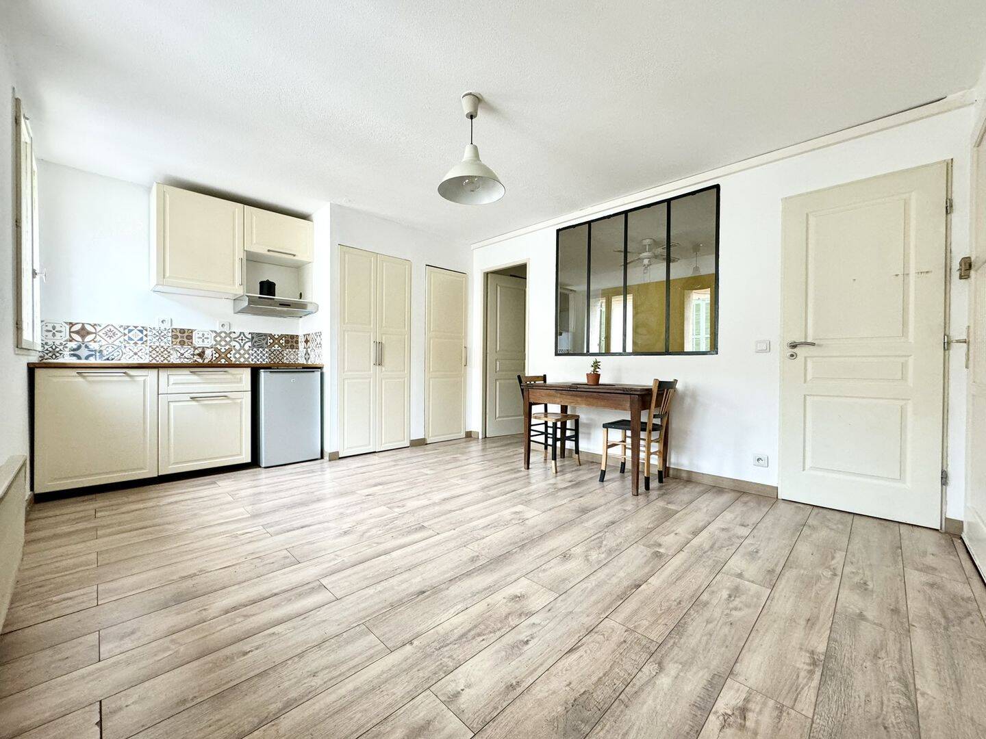 Appartement 2 pièces 28 m² · à Nîmes · 27,9 m² · 467 €/mois
