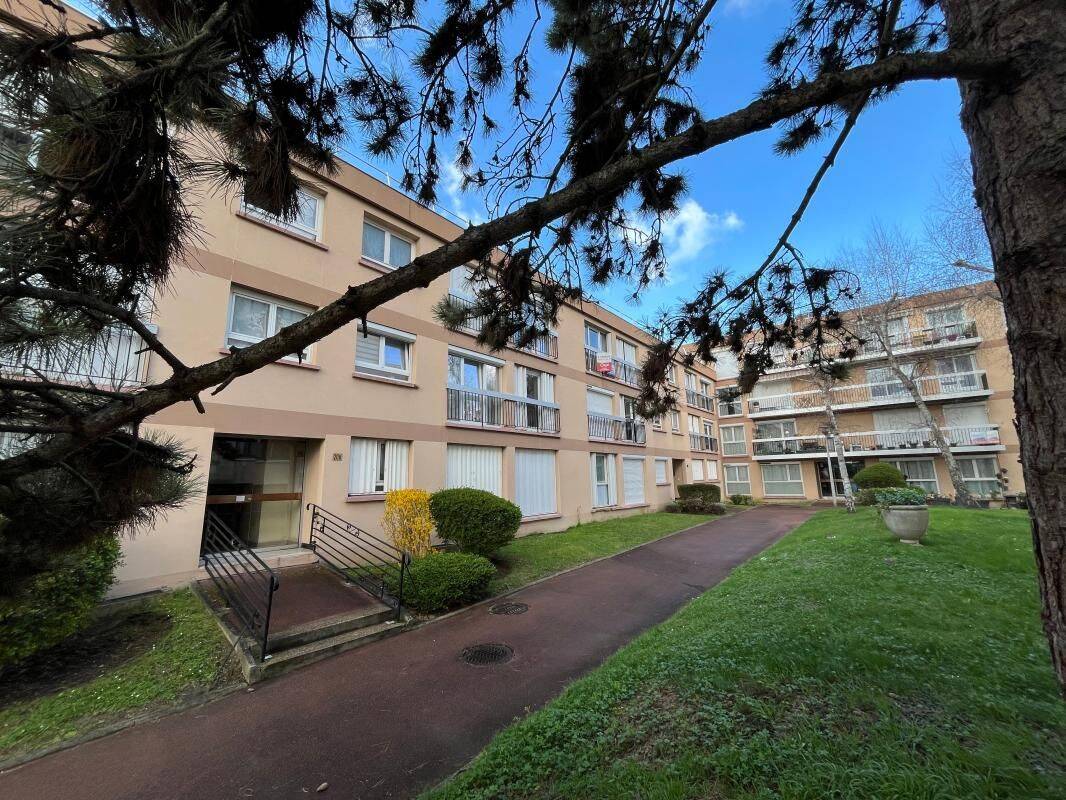 Appartement 2 pièces 50 m² · à Soisy-sous-Montmorency · 50,4 m² · 179 550 €