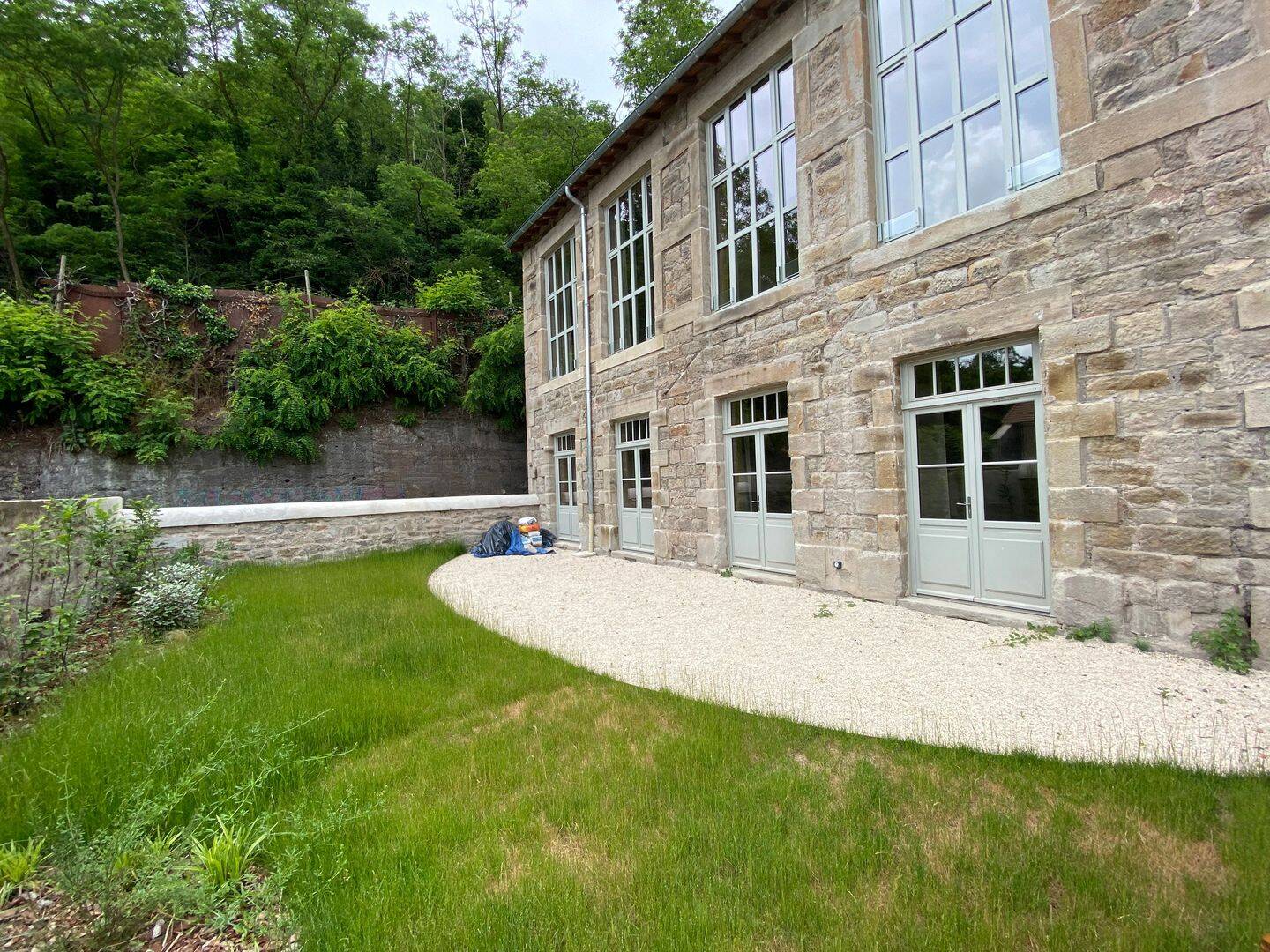 Appartement 3 pièces 78 m² · à Saint-Étienne · 77,9 m² · 900 €