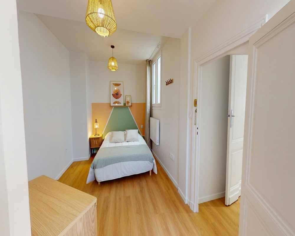 Appartement 5 pièces 120 m² · à Bordeaux · 120 m² · 760 €/mois