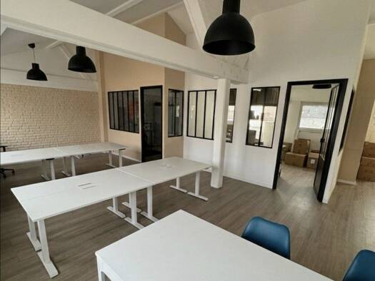 Espace bureau à louer 2 350 € 87 m² de bureaux Laplace Arcueil 94110