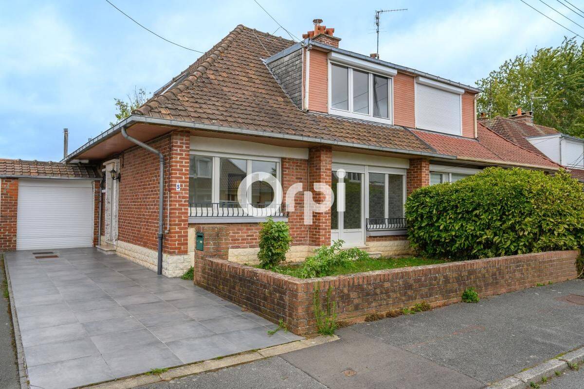 Maison 4 pièces 105 m² · à Houplines · 105,3 m² · 234 800 €