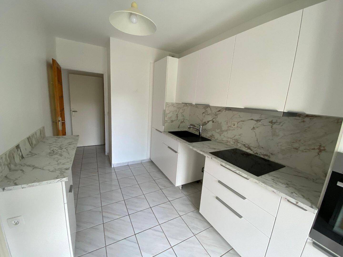 Appartement 3 pièces 76 m² · à Meylan · 76,3 m² · 1 177 €