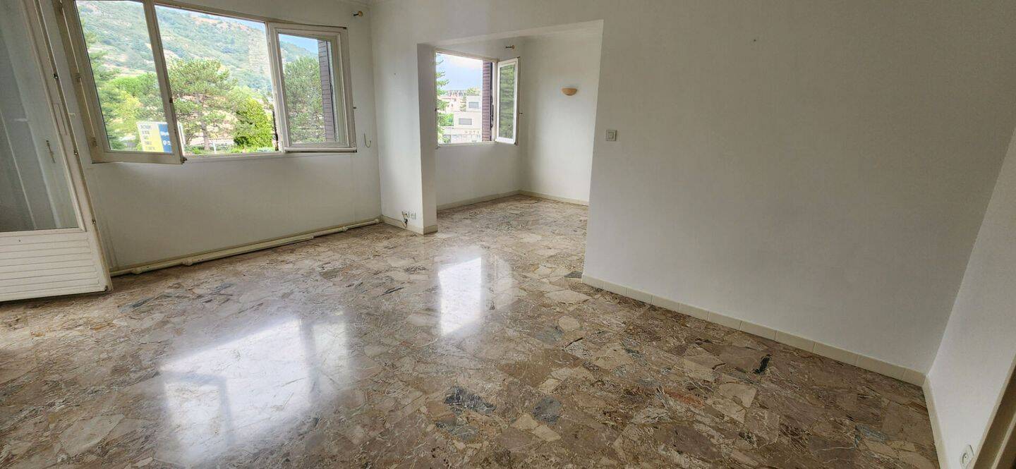 Appartement 3 pièces 65 m² · à Tournon-sur-Rhône · 65 m² · 720 €/mois