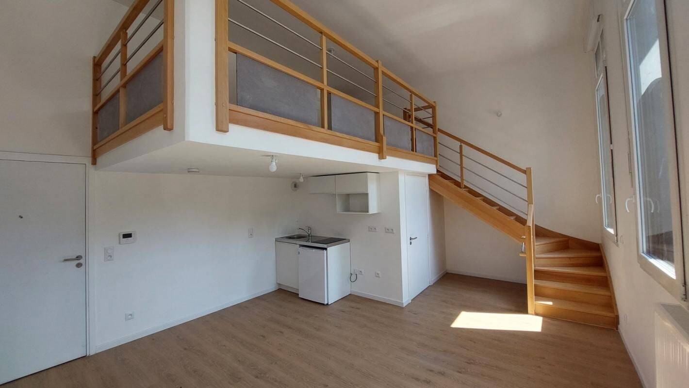 Appartement 1 pièce 41 m² · à Le Blanc-Mesnil · 41 m² · 752 €