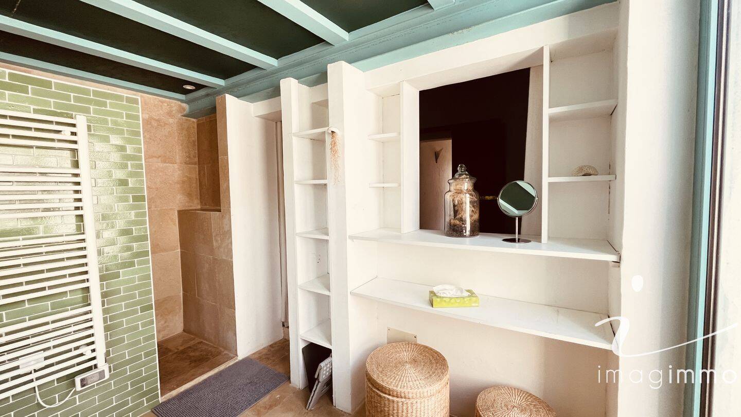 RIAD D'EXCEPTION AVEC PISCINE MONTPELLIER Montpellier Rue d — 12