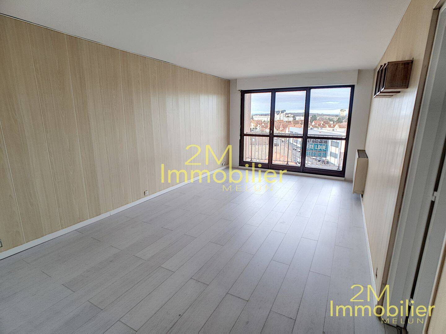 Appartement 3 pièces 71 m² · à Melun · 71,2 m² · 927 €