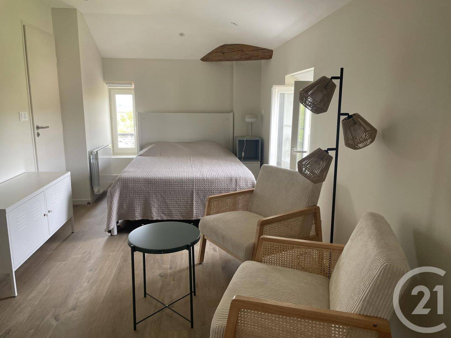 Appartement 1 pièce 25 m² · à Saint-Didier-au-Mont-d'Or · 24,7 m² · 800 €/mois