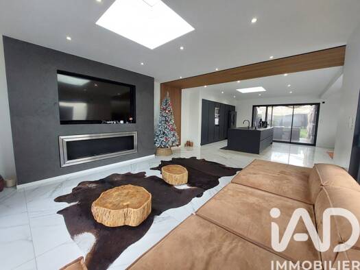 Maison à vendre 625 000 € 7 pièces 3 chambres 156 m² 372 m² de terrain Nord Ouest La Chapelle-sur-Erdre 44240