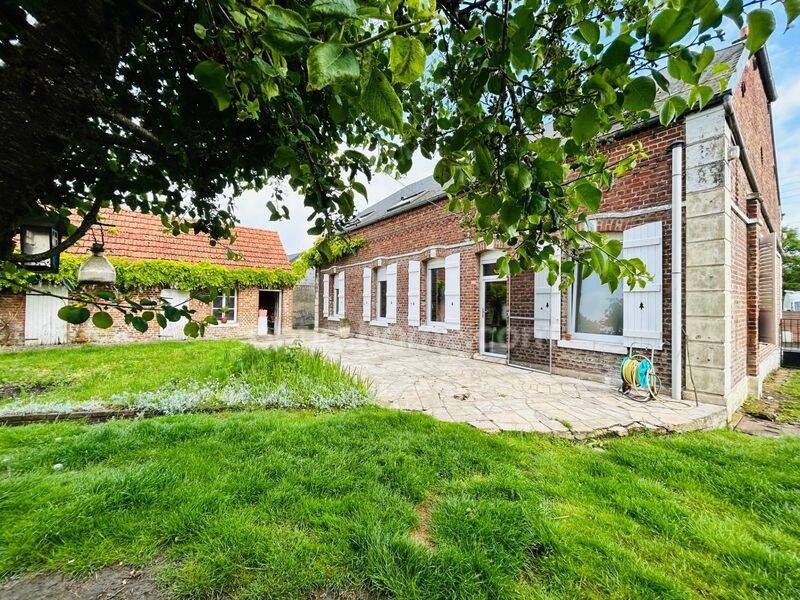 Maison 7 pièces 167 m² · à Bellicourt · 167 m² · 188 000 €